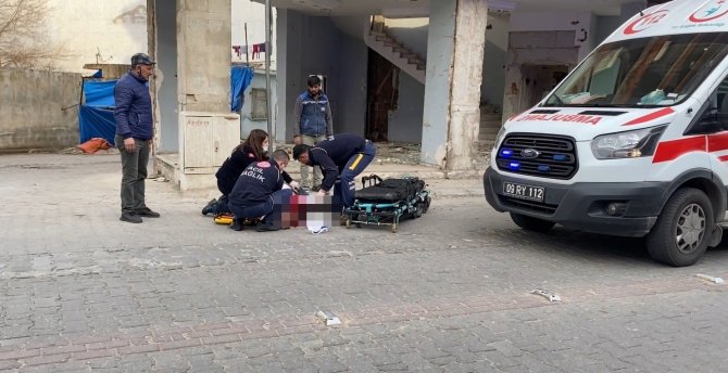 İ̇nşaat Halindeki Binadan Düşerek Ağır Yaralanan Şahıs Hayatını Kaybetti