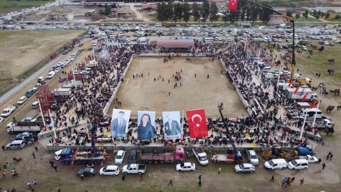 Nazilli’de 180 Pehlivan Devenin Güreşini 20 Bin Vatandaş İzledi