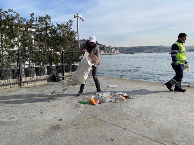 Denizden Balık Yerine Çamaşır Leğeni Çıktı