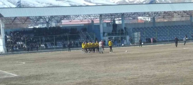 Çekişmeli Maç 3-3 Berabere Bitti
