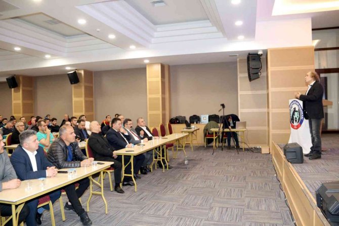 Gmi̇s Taban Eğitim Semineri Gerçekleştirdi