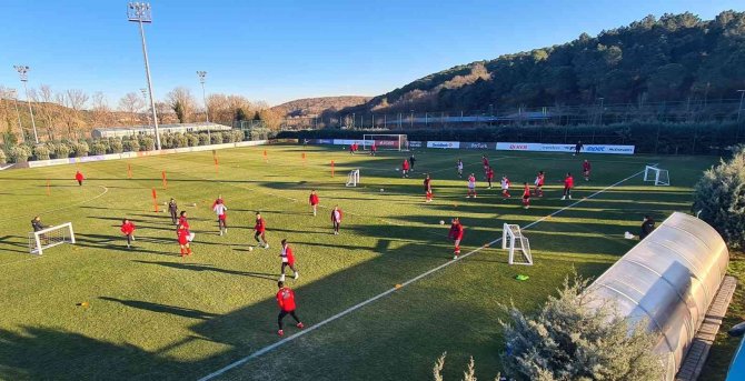 Kadın A Milli Takımı, Sırbistan Maçı Hazırlıklarına Devam Ediyor