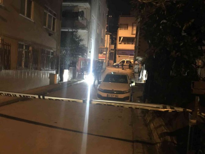 Sokak Ortasında Silahla Vurulan Şahıs Yaralandı