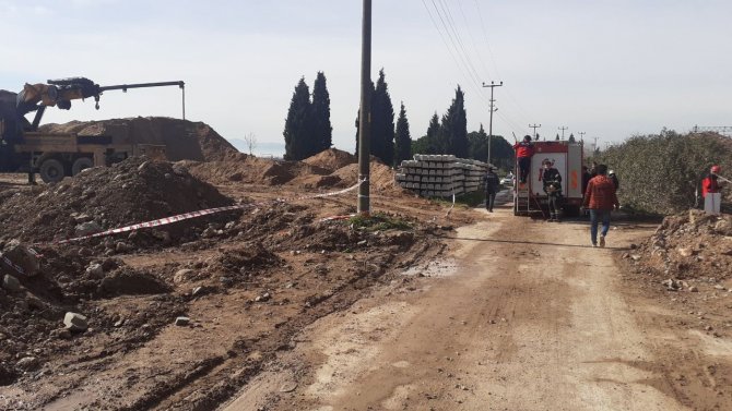 Kocaeli’de Toprak Altında Kalan İşçi Ağır Yaralandı