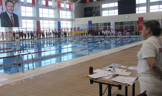Yüzmede Baraj Seçmeleri Tamamlandı