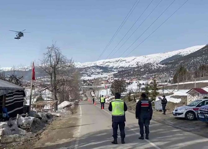 Jandarmadan Helikopter Destekli Trafik Denetimi