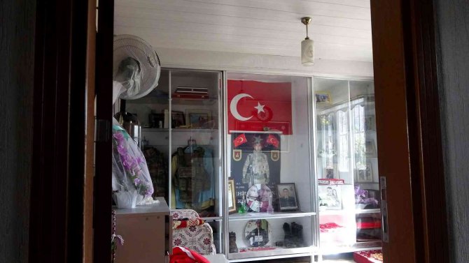 Yangında Şehidin Emanetleri Zarar Görmedi