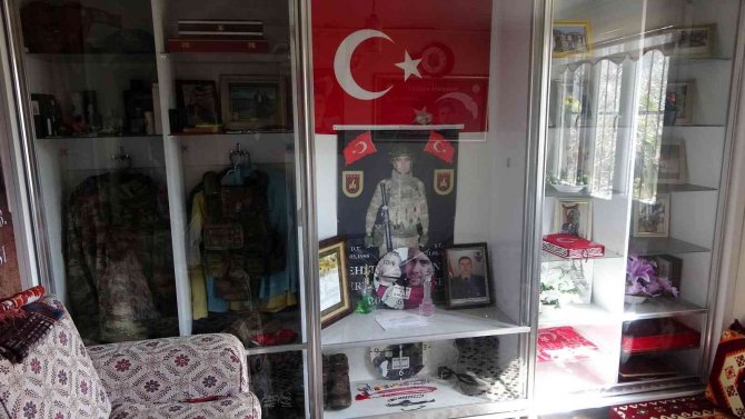 Yangında Şehidin Emanetleri Zarar Görmedi