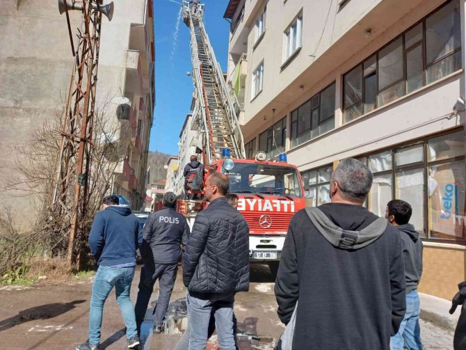 Sinop’ta Çatı Yangını