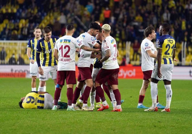Spor Toto Süper Lig: Fenerbahçe: 0 - Hatayspor: 0 (İ̇lk Yarı)