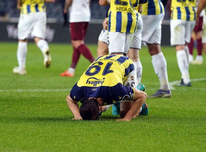 Spor Toto Süper Lig: Fenerbahçe: 2 - Hatayspor: 0 (Maç Sonucu)