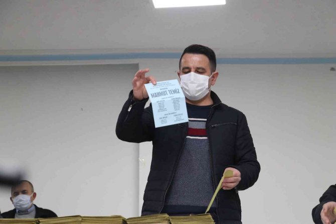 Tesob’un Yeni Başkanı Mahmut Temiz Oldu