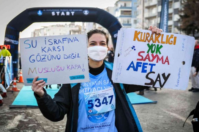 42. Uluslararası Trabzon Yarı Maratonu Koşuldu