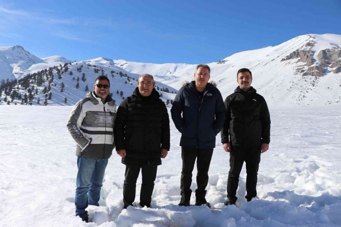 Elmalı Boğazı Kayak Merkezi Olacak