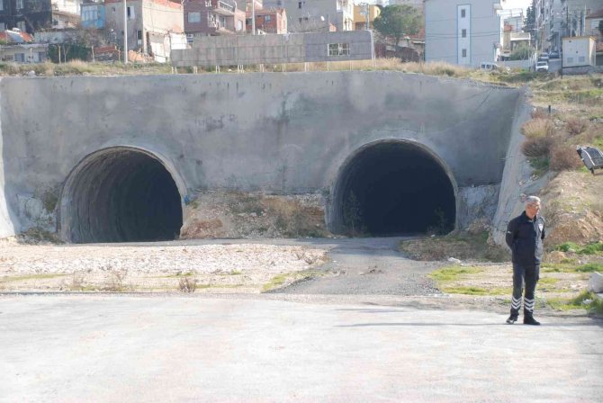 Ak Parti İ̇zmir’den Bağlantı Yolu Eleştirisi