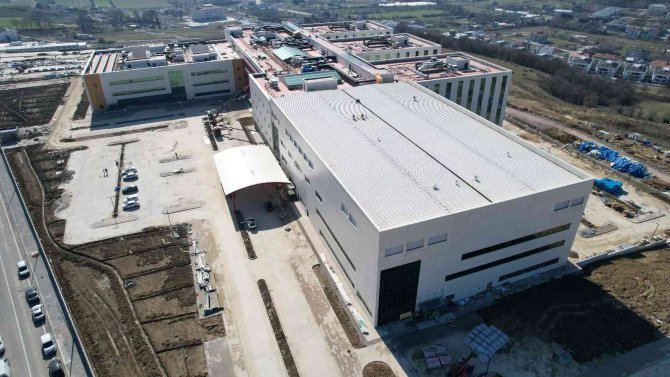 400 Yataklı Yalova Devlet Hastanesi’nin Ramazan Bayramı’nda Açılması Hedefleniyor