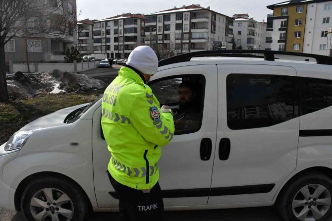 Aksaray’da Trafikte Olumsuzluklara Karşı Denetimler Sürüyor