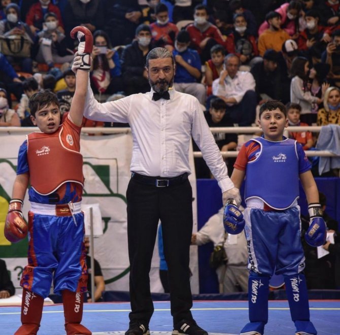 Ankara Büyükşehir Spor Kulüpleri Başarıdan Başarıya Koşuyor