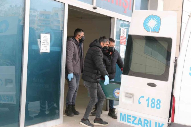 Alkol Masasında Silahlı Saldırıda Hayatını Kaybeden Kişinin Cenazesi Ailesine Teslim Edildi