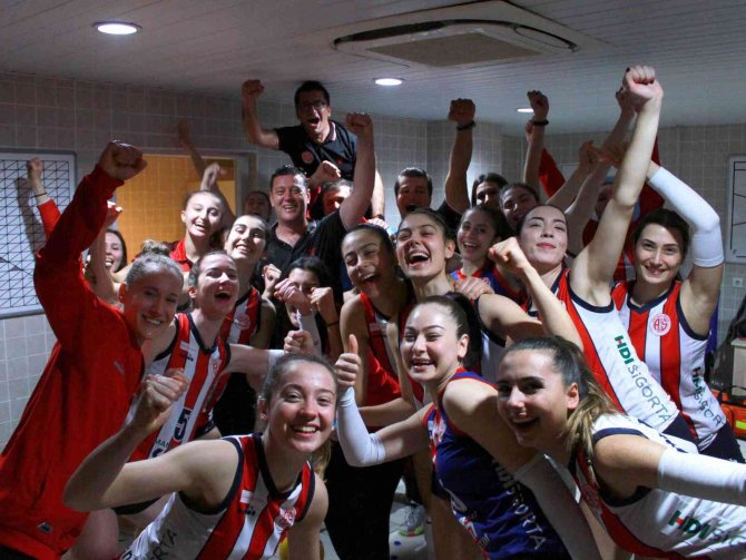 Filenin Akrepleri Play-off’ta