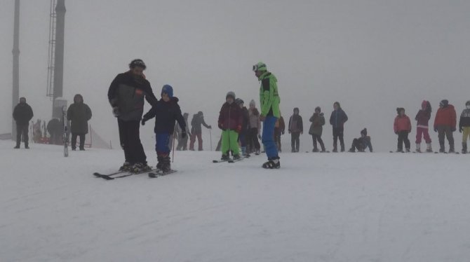 Artvin’de Kayak Sporu Yoğun İlgi Görüyor