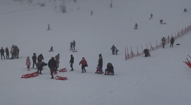 Artvin’de Kayak Sporu Yoğun İlgi Görüyor