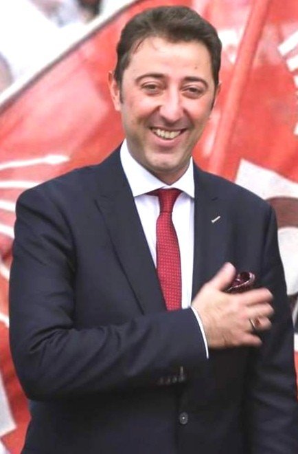 Bandırma Belediye Başkanı Tosun Yardımcısını Görevden Aldı