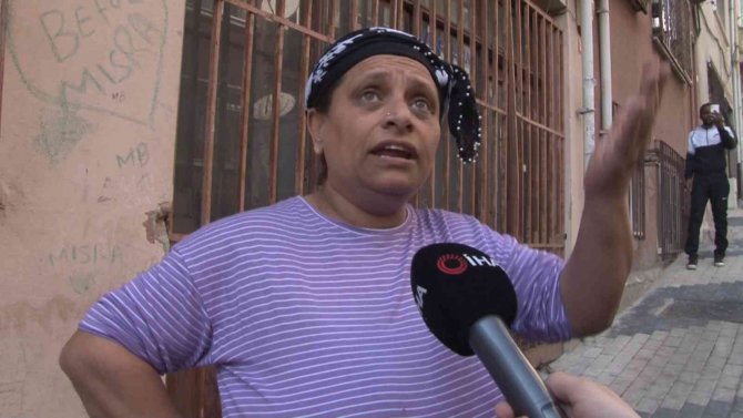 Beyoğlu’nda İki Katlı Boş Binada Yangın: Mahalleli Panik Yaşadı