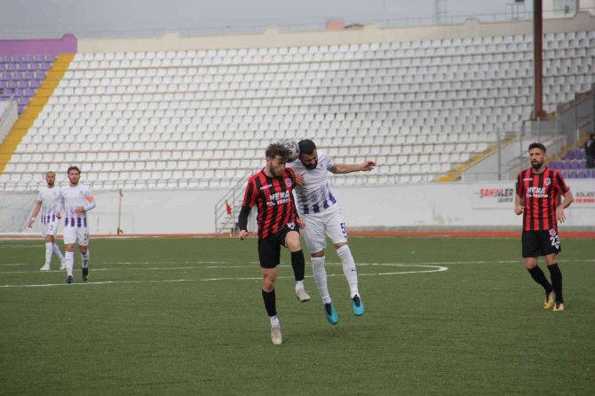 Gebzespor Şampiyonluk Yarışında İkinci Sıraya Yerleşti