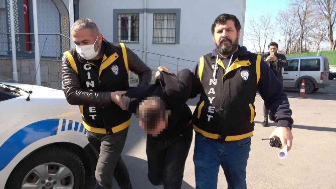 Bursa’da İmamı Bıçaklayan Şüpheli Adliyeye Sevk Edildi
