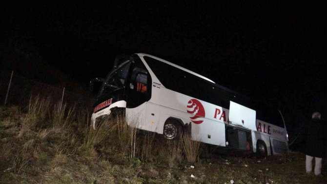 Bursa’da Otobüs Yoldan Çıktı, 36 Yolcu Ölümden Döndü