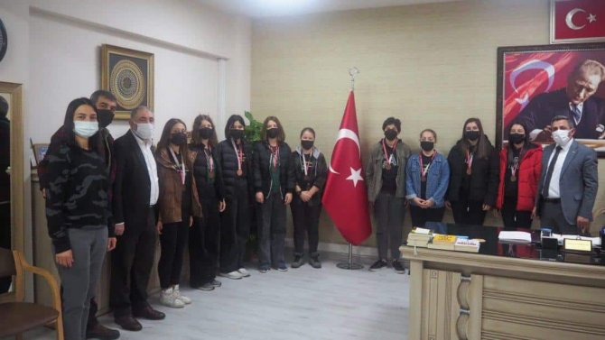 Sporcu Öğrenciler Başarılarını Paylaştı