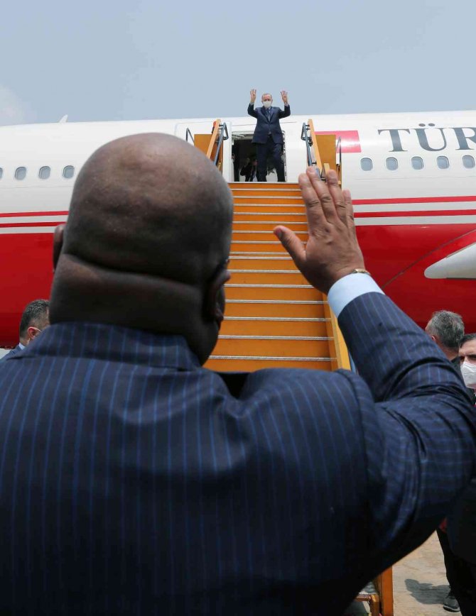Cumhurbaşkanı Erdoğan, Kongo Demokratik Cumhuriyeti’nden Ayrıldı