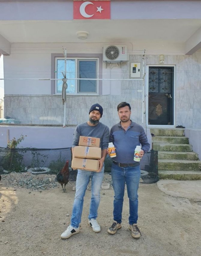 Denizli Horozunun Yumurtası Yurt Dışına Tanesi 50 Tl’ye Satılıyor