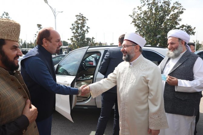 Diyanet İ̇şleri Başkanı Erbaş, Pakistan Ulusal Meclis Başkanı Kayser’i Ziyaret Etti
