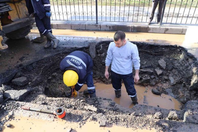 Di̇ski̇’den Fiziki Su Kaçaklarına Müdahale