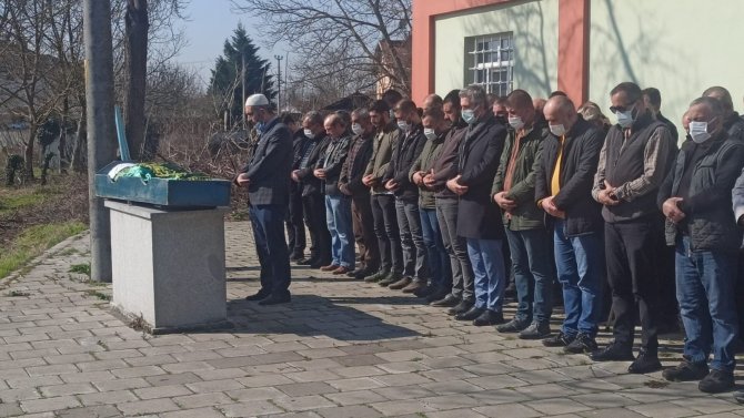 Öldürülen Kadın Toprağa Verildi