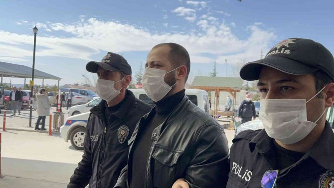 Otobüs Şoförünü Bıçaklayan Şüpheli Tutuklandı