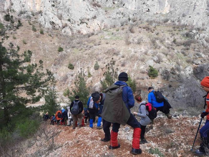 Eskişehirli Doğa Tutkunları Bilecik’in Kanyonlarını Gezdi