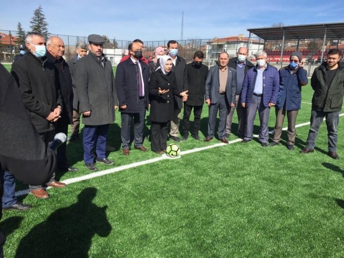 Seyitgazi Stadyumu İlk Vuruşla Açıldı