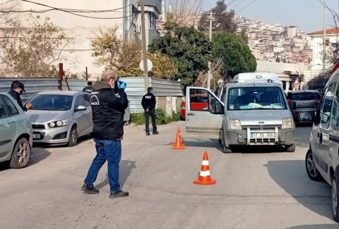İ̇zmir’deki Alacak-verecek Cinayetinin Şüphelisi Yakalandı