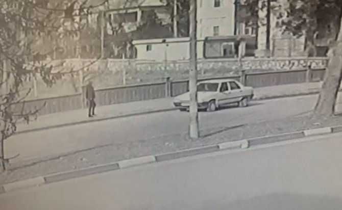 Park Halindeki Otomobil Böyle Çalındı