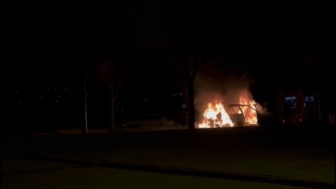Konya’da Otomobil Alev Alev Yandı