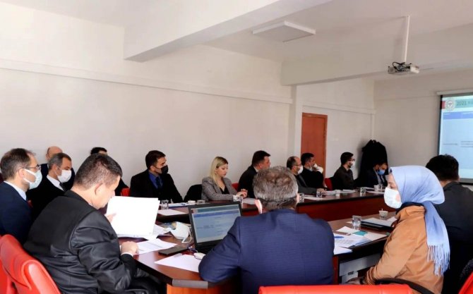 Kütahya’da Bağımlılıkla Mücadele Masaya Yatırıldı