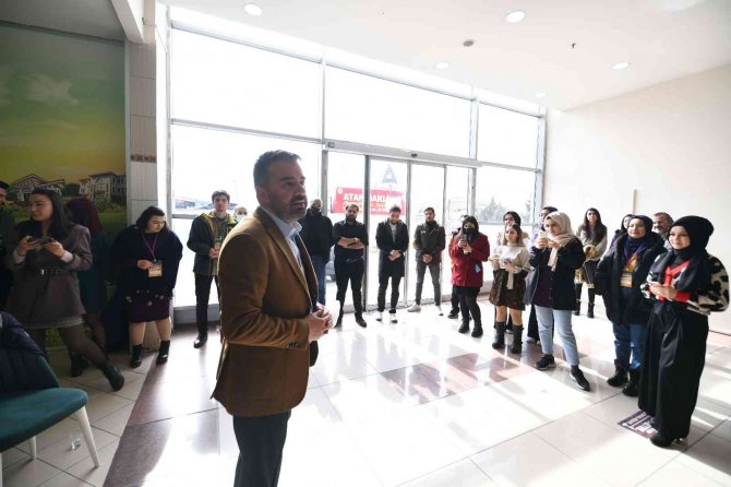 Pursaklar Belediyesi Medya Akademisi İlk Mezunlarını Verdi