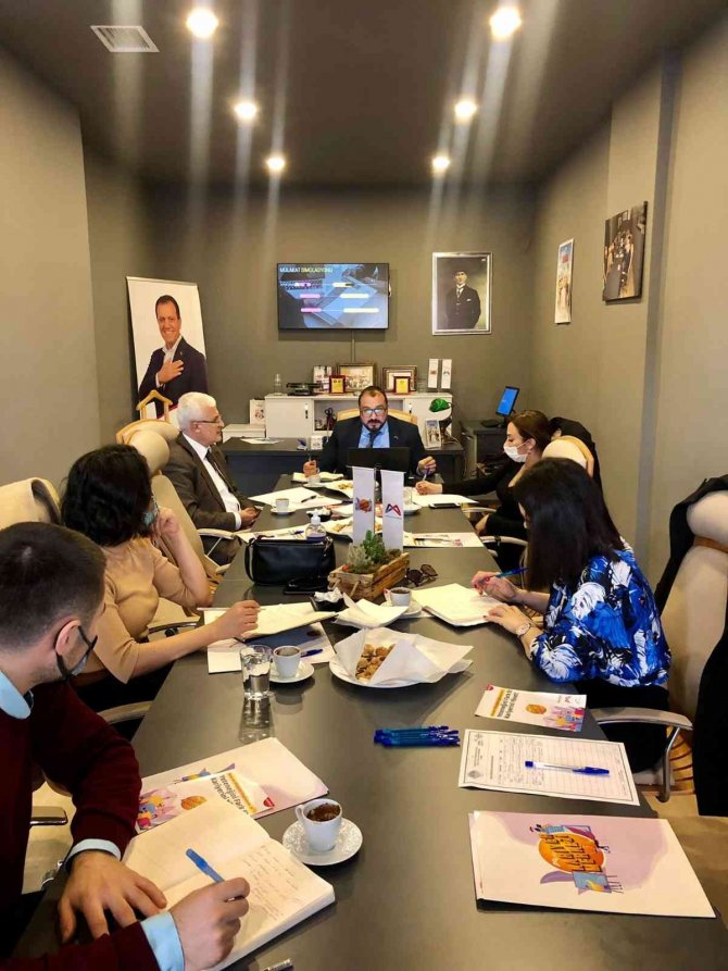 Büyükşehir Belediyesi Kariyer Merkezi İle Üniversitelerden İş Birliği