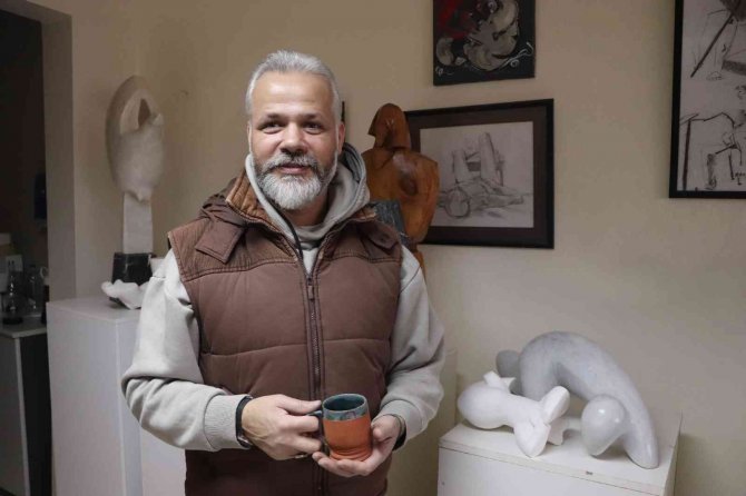 Omü’lü Öğretim Görevlisinin Yaptığı Heykeller Türkiye’yi Süslüyor