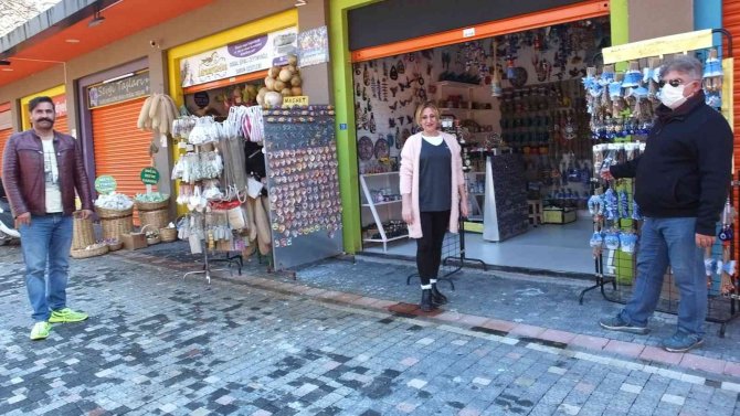 Burhaniye’ De Sahil Esnafı Sezondan Umutlu
