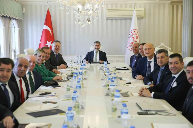 Ti̇m Heyeti, Hazine Ve Maliye Bakanı Nebati’yi Ziyaret Etti