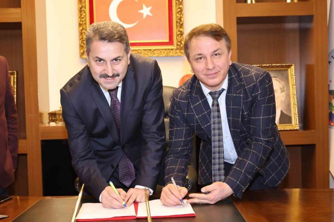 Tokat Belediyesi’nde En Düşük İşçi Maaşı 5 Bin 50 Lira Oldu